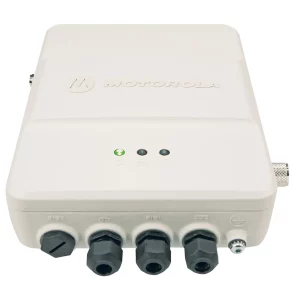 Motorola SLR 1000 MOTOTRBO Digital Repeater Kit top